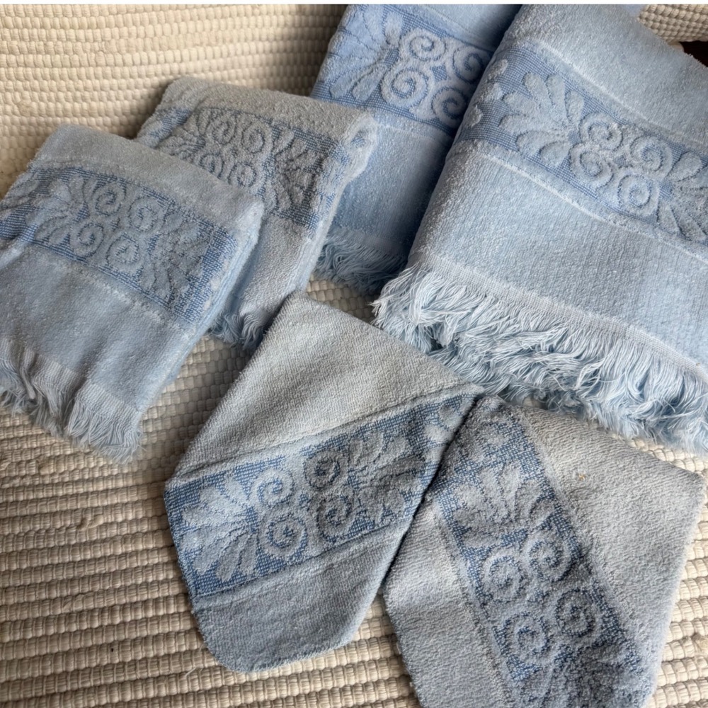 Vintage Cannon Monticello Santa 
Cruz fringe Towel Set 6pc